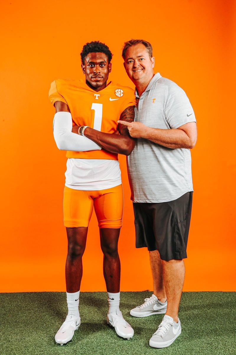 Leek_leek5's tweet photo. @coachjoshheupel 🍊 https://t.co/lus6l4FJtp