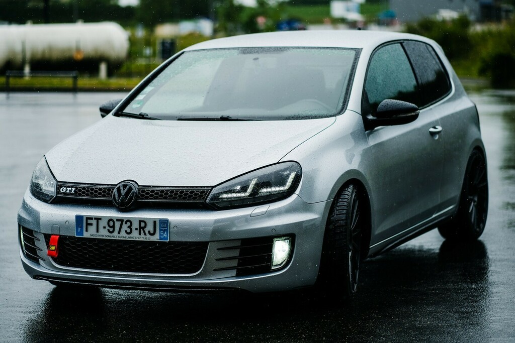 Julien_Ambos's tweet photo. 🚘VOLKSWAGEN Golf VI GTI 2.0 TFSi 16V DSG6 211 cv 🔥🔥🔥
🛠Reprogrammé Stage 1 260cv | 380 Nm
.
.
.
.
.
#mk #golf #gti #golfgti #vw #volkswagen #golfmk #vwgolf #volkswagengolf #vwlove #vag #car #vwlife #turbo #vagcars #vwlovers #vwlifestyle https://t.co/si0XKfGoML https://t.co/J8Uw3yN0Sa