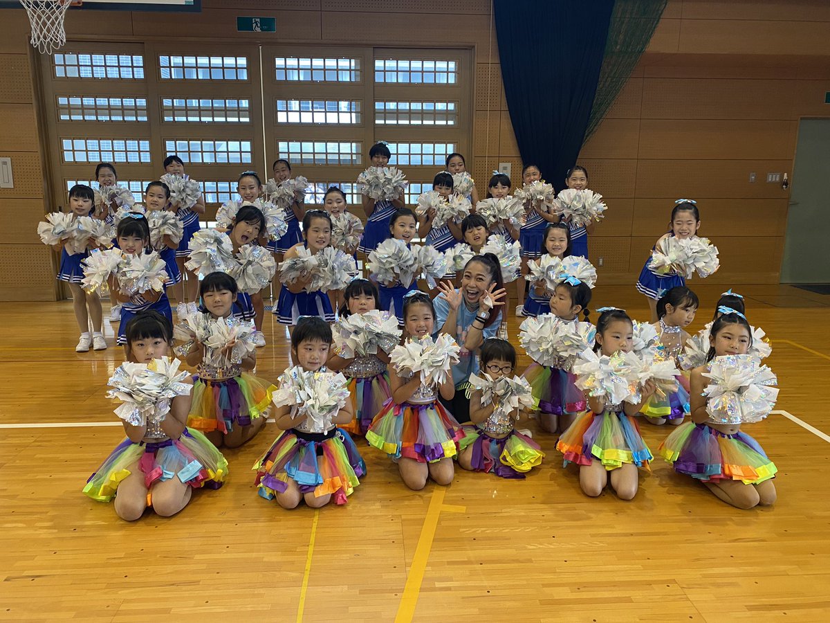 seridancer's tweet photo. みんなに紛れる私をガン見する4歳児。笑
#STARTEENS https://t.co/JoNCB6aJxo