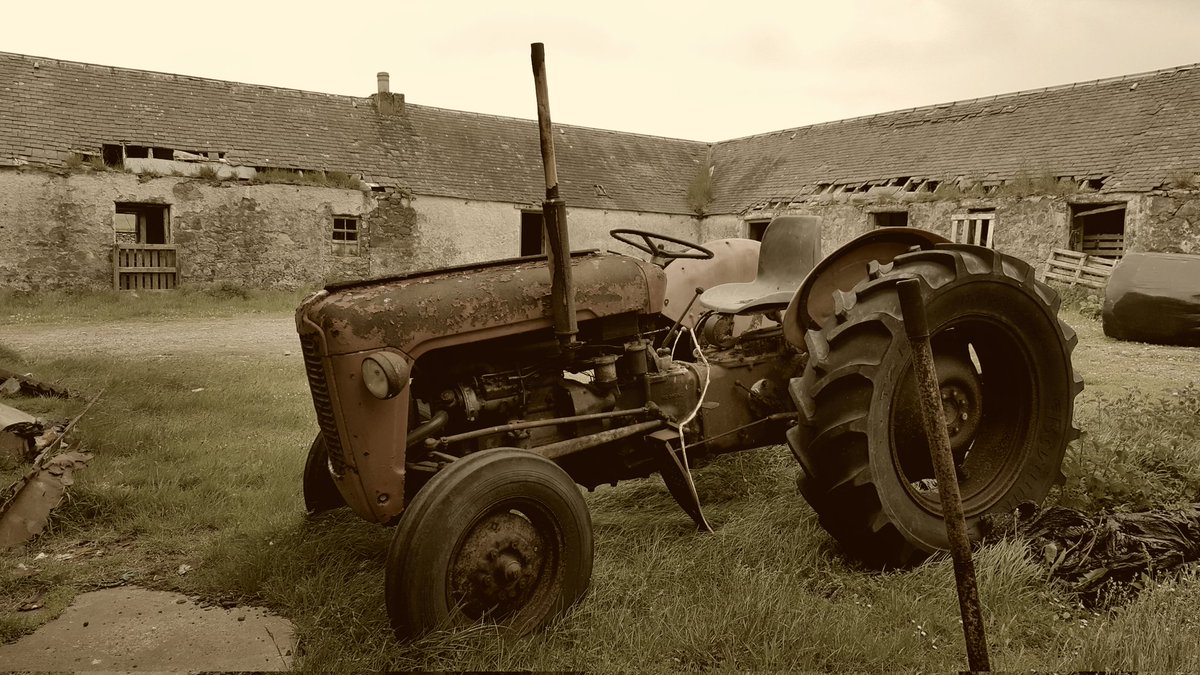 The whisper of time echoes in forgotten places...

#forgotten #abandoned #crofthouse #tractor #vintagetractor #farmyard #passingoftime #history #shetland #Promoteshetland #visitshetland #wandersexplore #lostplaces #hiddengems