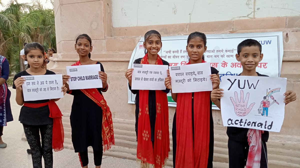 Rajnand09298893's tweet photo. Say Yes to School Say No to Child labour. 
Nukkad Natak presented by Children at Gandhi Maidan
YoungUrbanwomen 
@ActionAidIndia 
@SBari83 
@saurabhiirm 
@Suvendukumarray https://t.co/kxPejdyosm