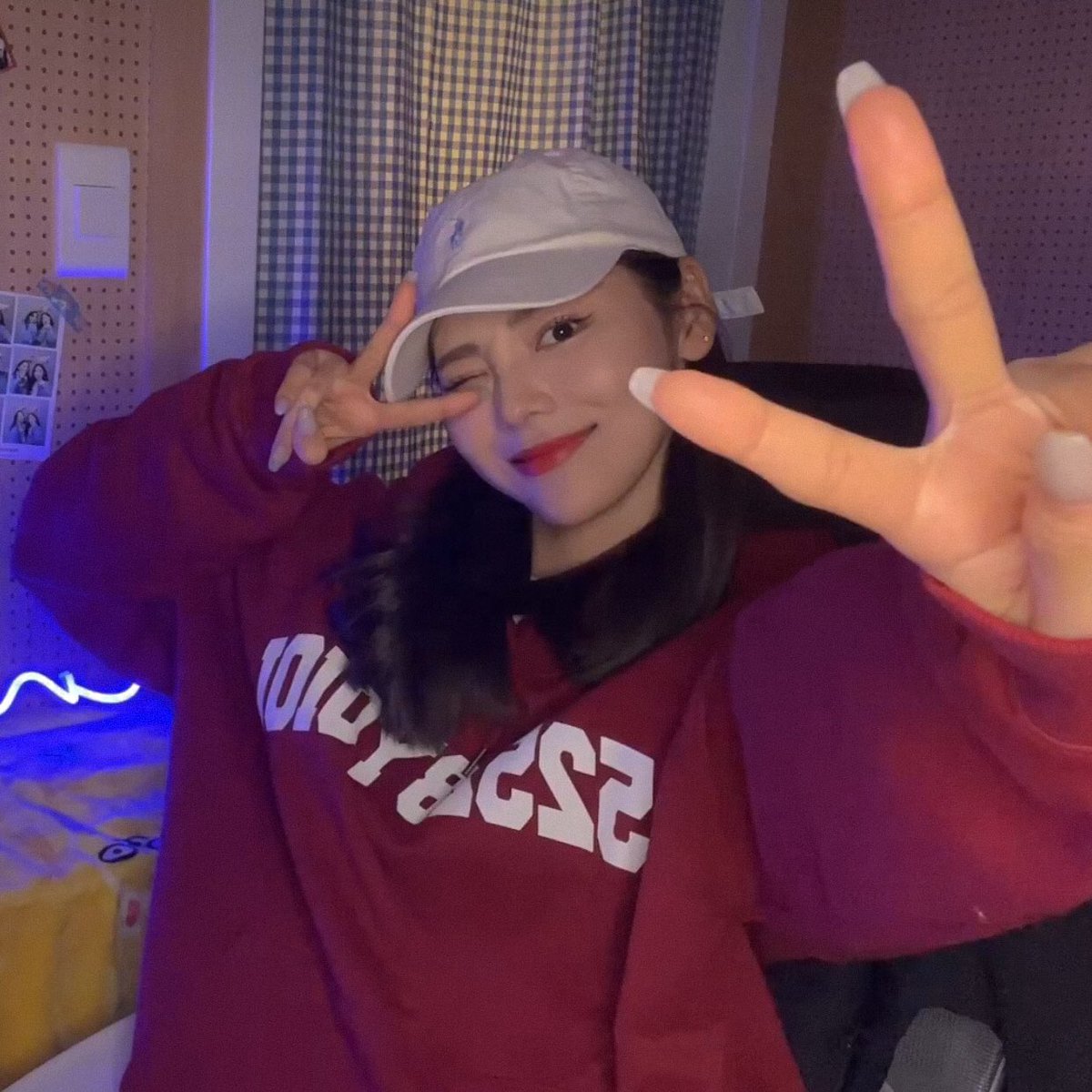 LoonaThe_Yves's tweet photo. 𝐘𝐨𝐮 𝐦𝐚𝐠𝐢𝐜𝐚𝐥𝐥𝐲 𝐜𝐚𝐩𝐭𝐢𝐯𝐚𝐭𝐞𝐝 𝐦𝐲 𝐬𝐨𝐮𝐥 ~

#Happy_JinSoul_Day
#0613_HBD_JinSoul
#오늘_하루_진솔이꺼임둥
@loonatheworld https://t.co/XQHgX0qB5t