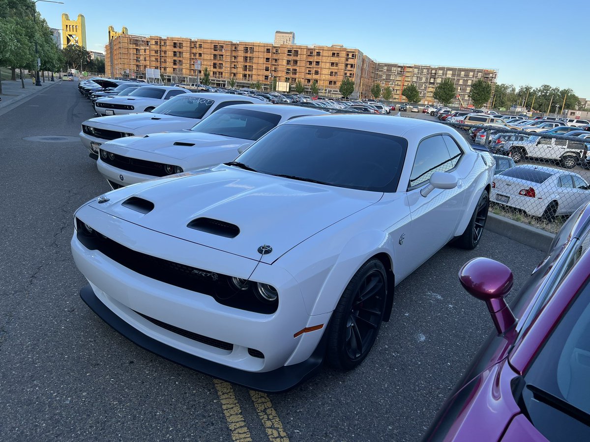 iluvcgars's tweet photo. @KingOfMopar1 it’s all about family 👊🏻
#dodge #challenger #hellcat #widebody #srt #srthellcat #srtlife https://t.co/s2CNH85KoH
