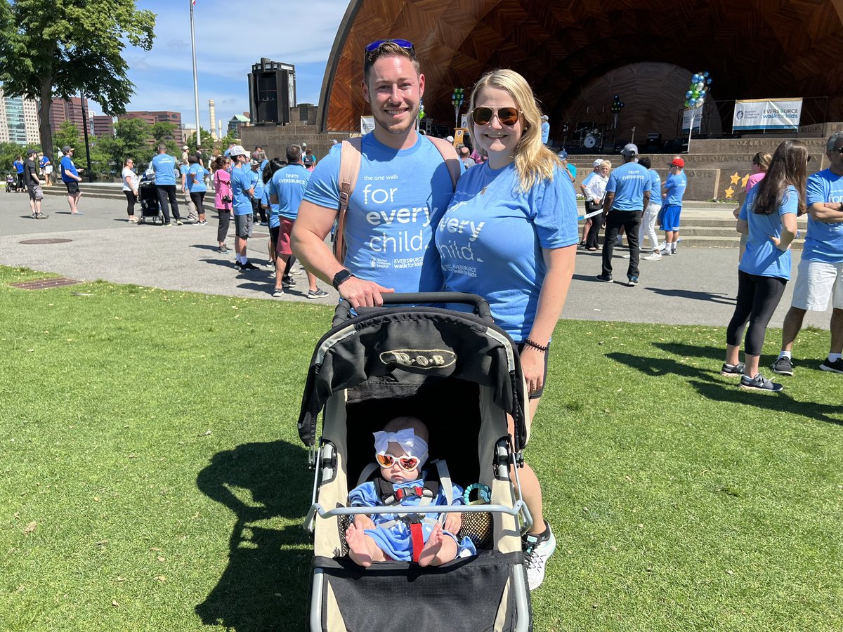 EversourceMA's tweet photo. It’s great to see so many family and friends here on the #CharlesRiver #Esplanade to support @BostonChildrens! #WalkforBCH @EsplanadeBoston #dcrhatchshell https://t.co/cl4Sw9Wz3j