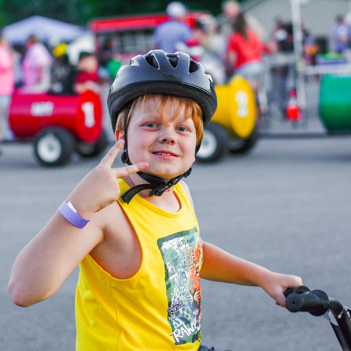 HughesColeman's tweet photo. Yesterday was the perfect evening for the first Cave City Community Night Out and some bicycle and helmet giveaways! A special thank you to @dizzconduct for providing a night of entertainment and to all of the other sponsors who made this fun night possible! 
#giveback https://t.co/UfwK3KwpUe