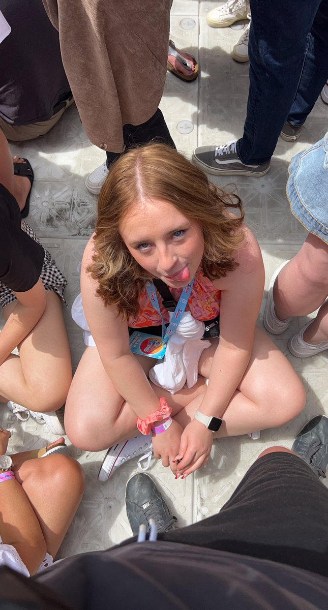 Simon_Xz's tweet photo. #CAPITALSTB https://t.co/YvkKRmVZ3S