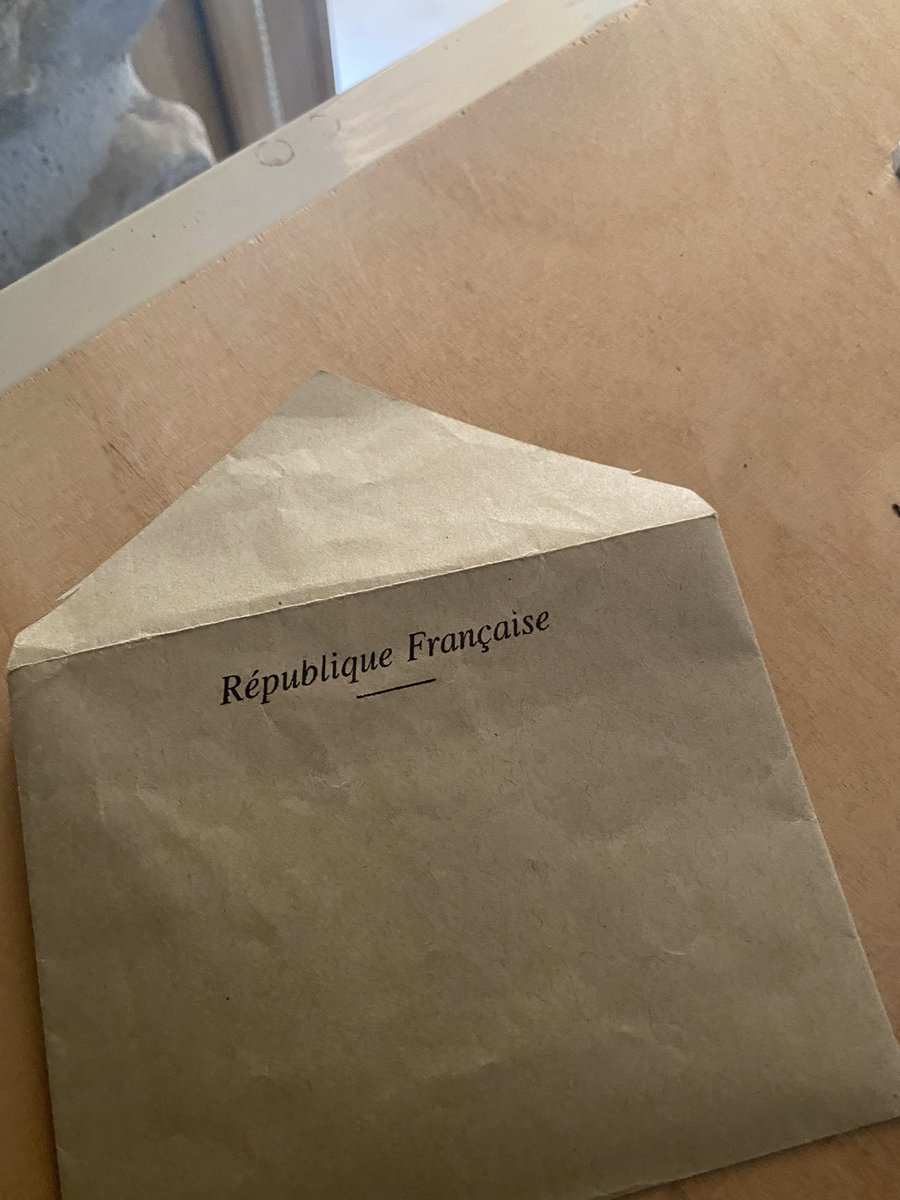 GuillaumGontard's tweet photo. A bien voté 🗳#LePercy !
Il reste encore un peu de temps pour accomplir son devoir républicain.
#Législatives2022 https://t.co/fZq5KwvNUE