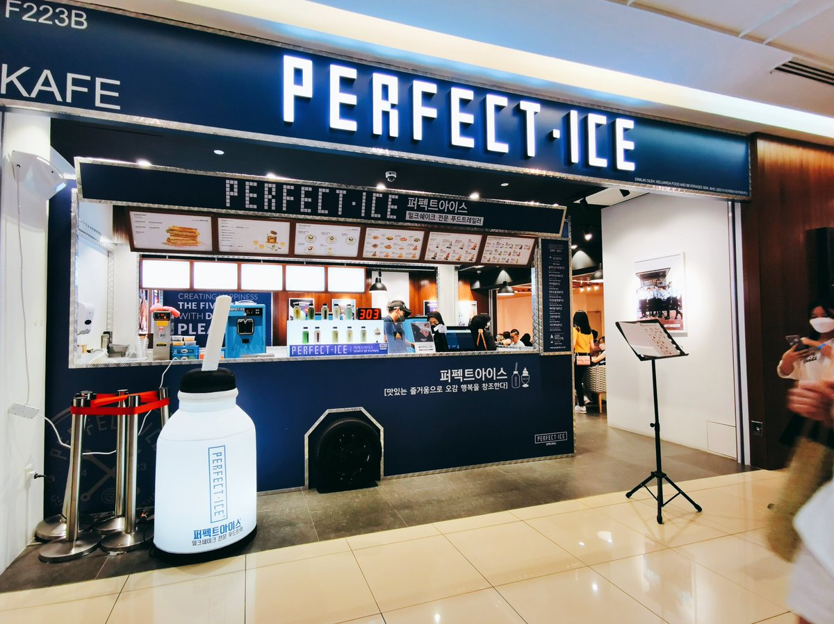 msiakpopfans's tweet photo. [K-MAKAN] Tak laparpun tapi nampak Shownu kita kena makan!

Perfect Ice kini dibuka di @1UtamaOfficial dan @setiacitymall 🍧

...Sedap gila, admin cuba croffle &amp; toast 🥪 harganya standard pasca-pkp 💸💸 https://t.co/5SUfqF3uRD