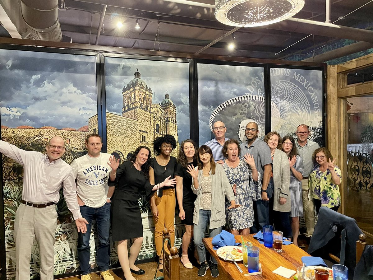 Celebrating <a href="/rhodes_simon/">Simon Rhodes</a> last night &amp; his Sidney H. Ingbar Distinguished Service Laureate Award from <a href="/TheEndoSociety/">Endocrine Society</a>. So well earned for his work in DEI &amp; early career development since #FLARE inception, #ECF, #SRF (now REGMS), &amp; everyday mentoring to all of us. 👏🏼👏🏼👏🏼 #ENDO2022