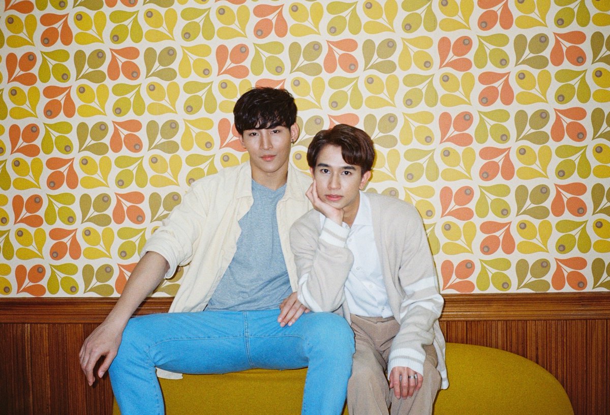 Alka89x's tweet image. Fluke and his personal Ohmchair 😂😂😂

#CloseFriendโคตรแฟน2 
#CloseFriend2 #โอห์มฟลุ้ค #OhmFluke