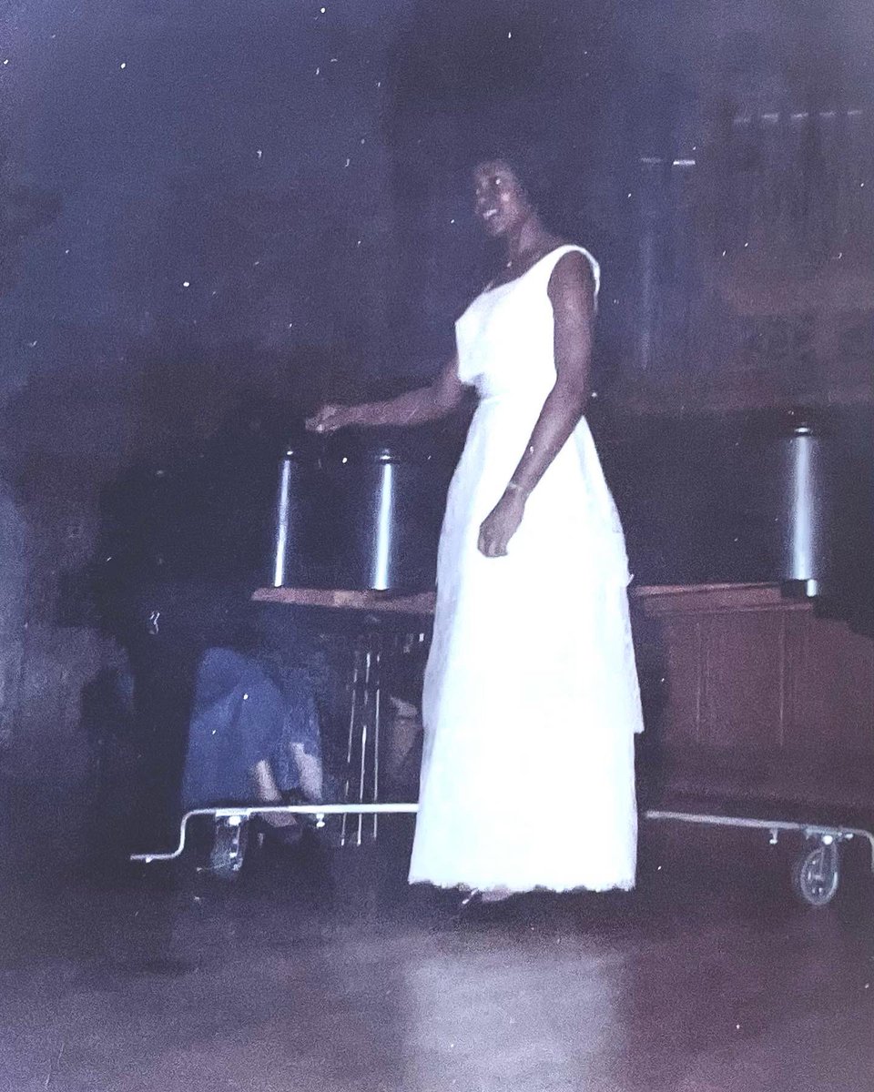 I’d be lying if I said I wasn’t nervous about speaking at my alma mater <a href="/NorthwesternU/">Northwestern</a> today. 👩🏾‍🎓 Found these pics of my mother’s <a href="/BienenSchoolNU/">Northwestern Bienen School of Music</a> grad recital. Her spirit is here… inspiring &amp; calming me. I hope I pass on something good to #WeinbergCAS &amp; make her proud. #NU2022 💜