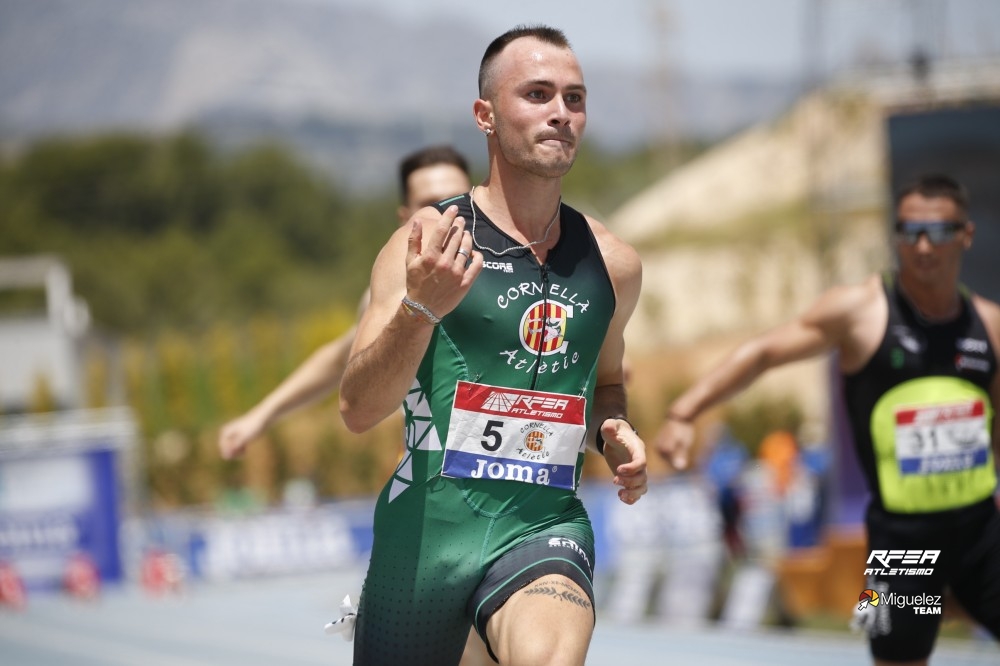 atletismoRFEA's tweet image. 100m #LigaJoma #CEclubes 

@bercavi100  (@cornellaatletic) 10.63

y finalizado el triple, se destacan dos equipos por el ascenso a DH

Clasificación provisional (13 pruebas)
@LHospiAtletisme 
@cornellaatletic

🔗 bit.ly/3xl9U4V
@LaLigaSportsTV 📺 bit.ly/3Hh3hp5