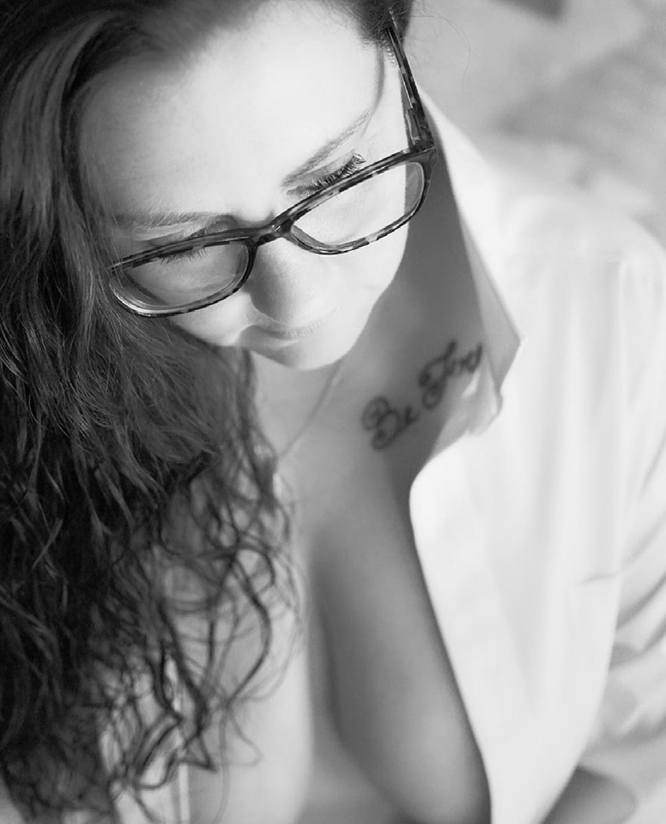 Slave4ugirl's tweet photo. I want to be your first naughty thought in the morning 😈 #onlyfans #onlyfanspromo #onlyfansgirl #onlyfansbabe #ContentCreator #subscribe #linkbelow #blackandwhite #tattoogirl #sundayvibes #lingeriemodel #lingerie #boudoir #boudoirphoto https://t.co/0DqFxEXtiP https://t.co/941oxtcPgB