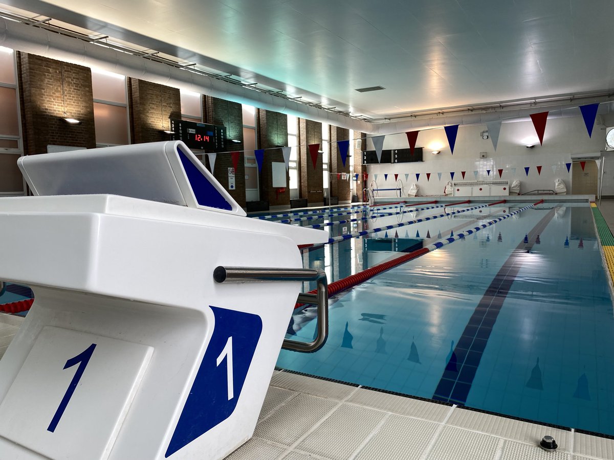 The calm before…
⁦<a href="/DulwichDolphins/">Dulwich Dolphins</a>⁩ #swimming #gala #arounddulwich #dulwichdolphins