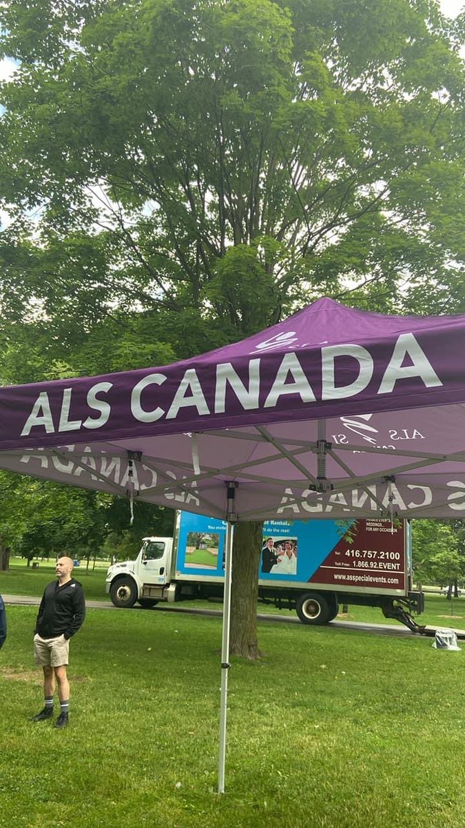 Our volunteers have arrived early here at Ashbridge’s Bay to set up for the #WalktoEndALS! We can’t wait to see you here 💜