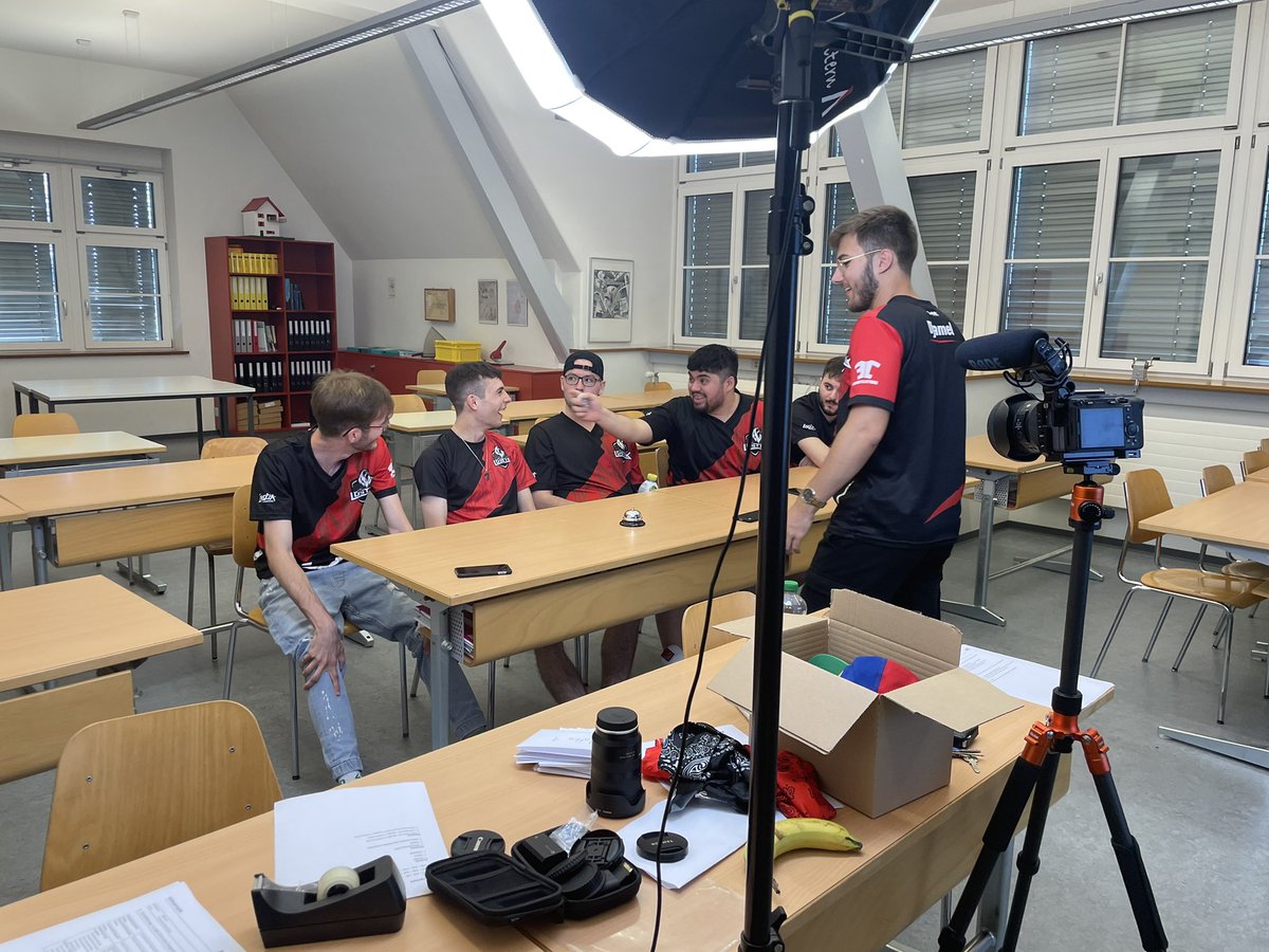 Class is in session 👀 #LostikCS