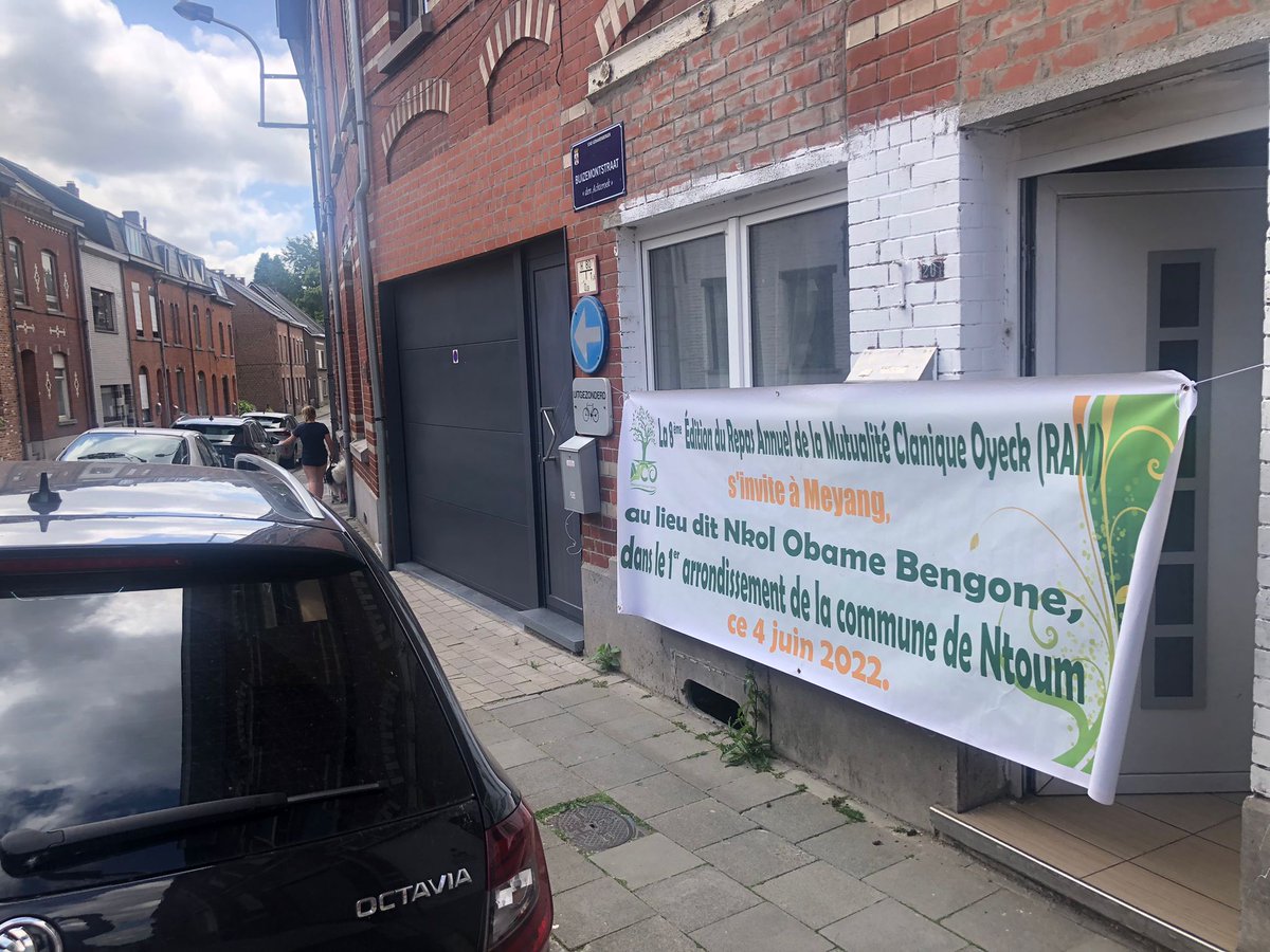 MCOyeck's tweet photo. 🍴Retour en images sur la 8ème édition du Repas Annuel de la @MCOyeck qui s'est déroulée à #Meyang le 4juin dernier.

Focus sur la présence de la banderole à #Bruxelles.  🥱🥱🥱🥱🥱🥱

#mco1957 https://t.co/AsGvptvDnD