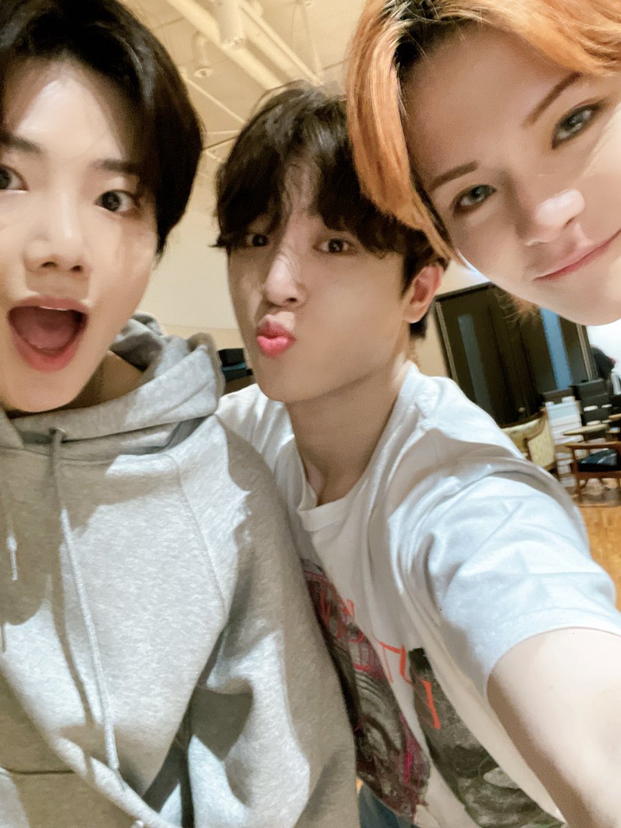 junghwaneh's tweet photo. Youth festival seru pol guys. Akhirnya bisa denger sorakan dari fans for the first time dari debut. Tengs ol buat yang udah dateng tadi https://t.co/HZUp3WV6jm