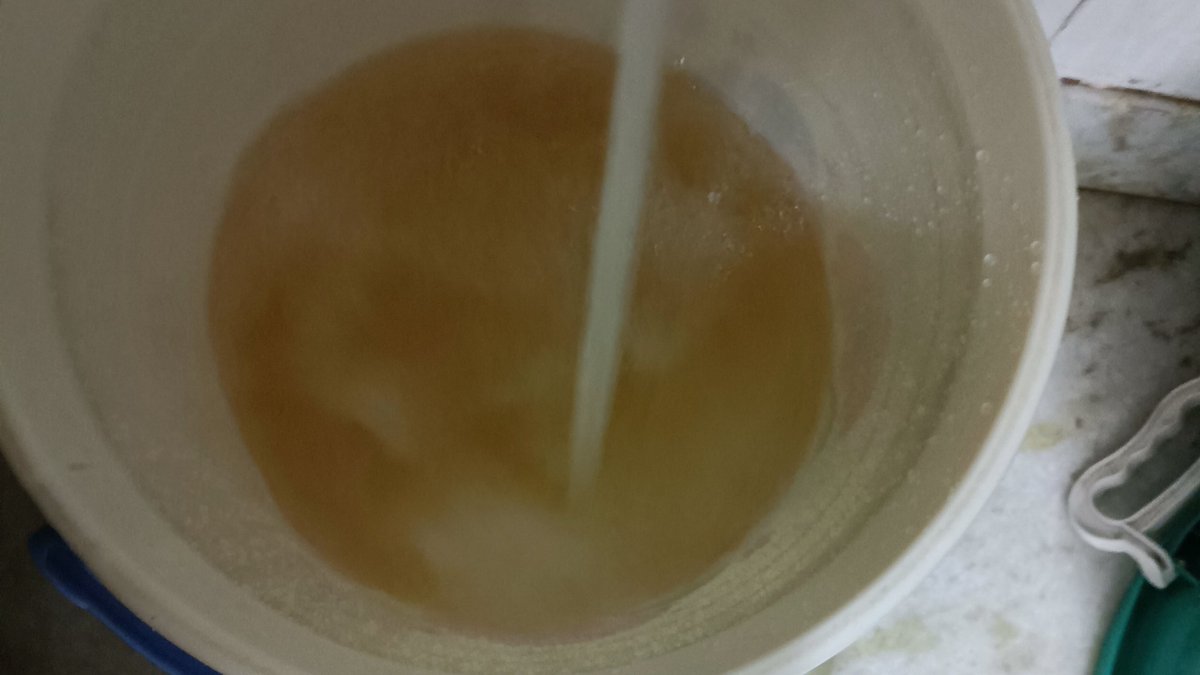 VarunAr93's tweet photo. @DelhiJalBoard what kind of water you are sending at homes? https://t.co/KLFSVsSjc6