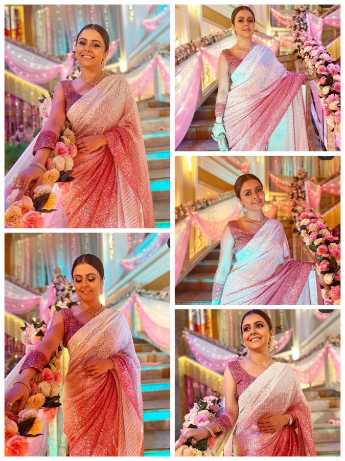 devoleena_lover's tweet image. The beuty with your smile melt my heart 

#DevoleenaBhattacharjee
#SathNibhanaSathiya2 #GopiBahu
#DevoSquad