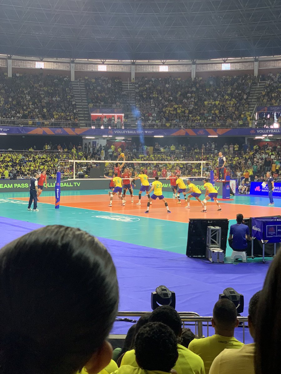 robinhoarruda's tweet photo. #OverPost da #VNL2022 https://t.co/cevqN7Sw2E
