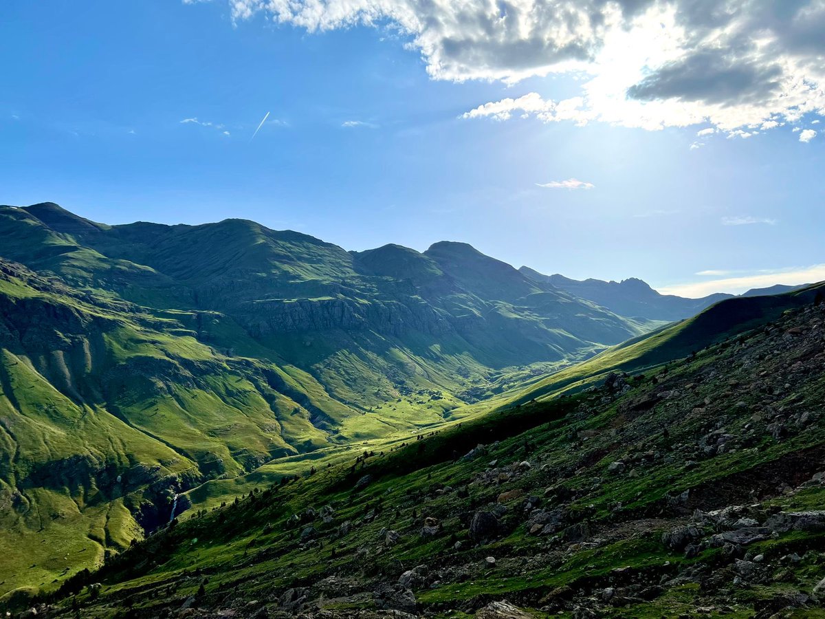 Valle de Izas #Pirineoaragones os invito a visitarlo, un placer para los sentidos. #jacetania #Turismo #rutasbonitas
