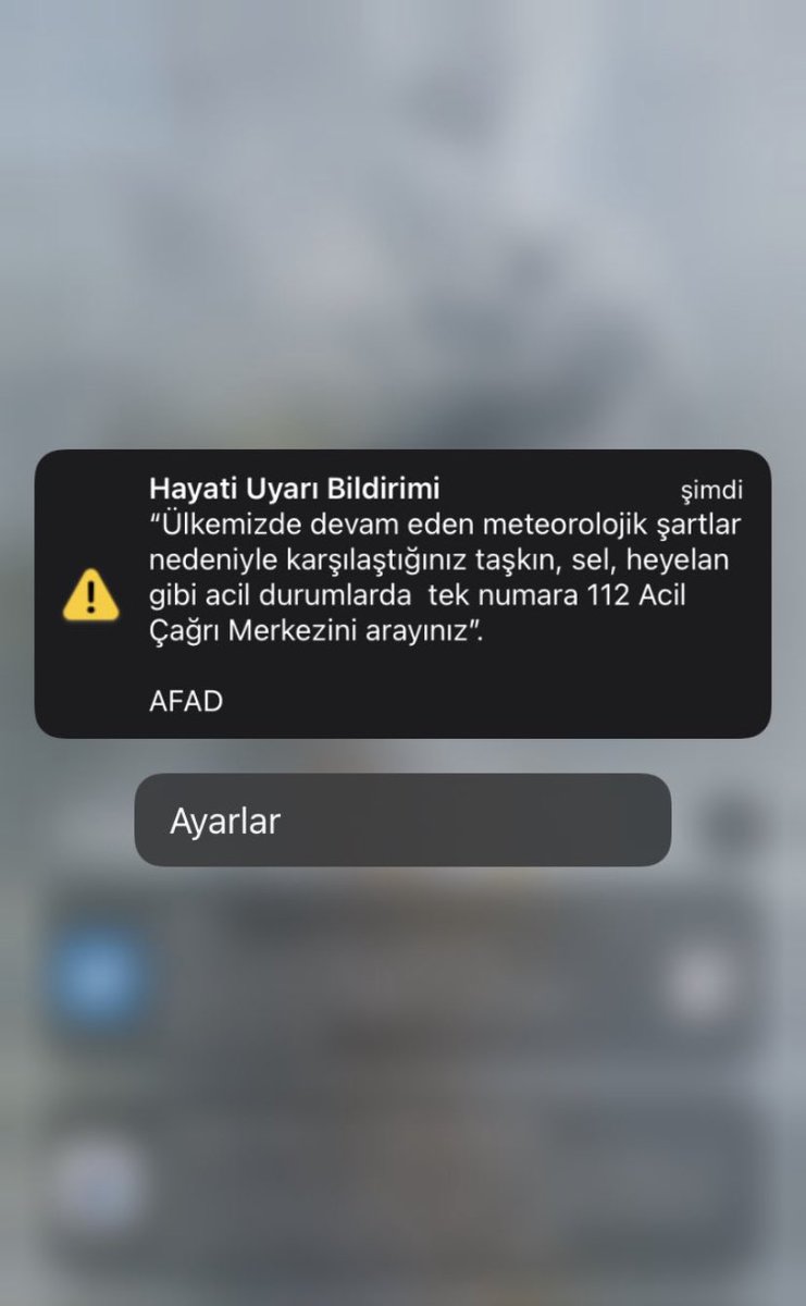 mustafaaenli's tweet photo. Nükleer saldırı oldu sandım #afad https://t.co/G7j6H2TSrc