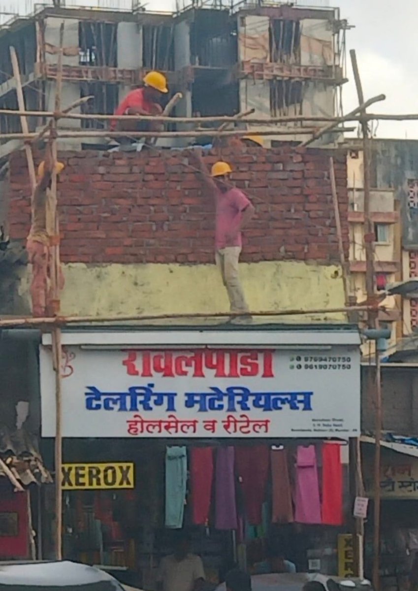 pradeepnair73's tweet photo. Illegal vertical extension work going on at ward no.4.we had informed but R North not taking any action may b they do not want to take action.@mybmcWardRN @MCGM_BMC @BhagyasshriDr https://t.co/mzKhfKER8D