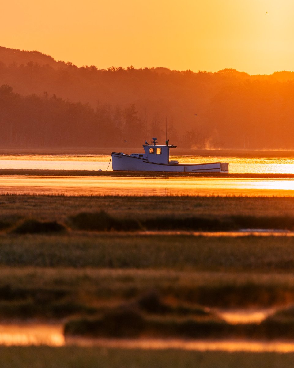 A Maine day begins.