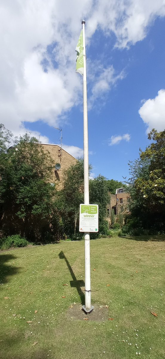 WashWombles's tweet photo. Would love to see the evidence submitted for St George's Gardens to get green flag status https://t.co/qWJhJgUbUA