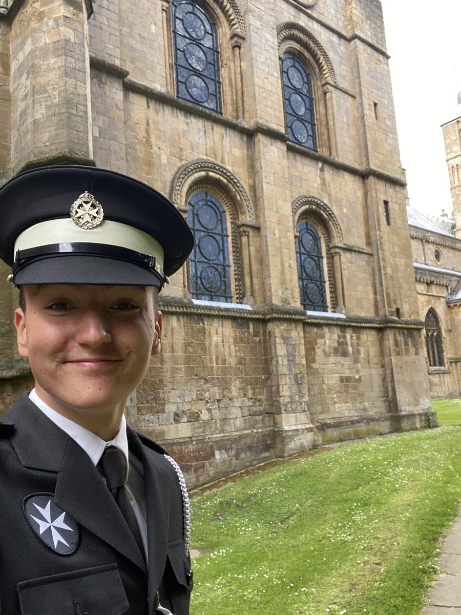 #AskMe about the opportunities for young people with @stjohnambulance 💚

Today, I was invited to attend the Queen’s Birthday Service at Southwell Minster, in my role as the #LordLieutenant Cadet for Nottinghamshire!

Get involved at youthjoining.sja.org.uk!