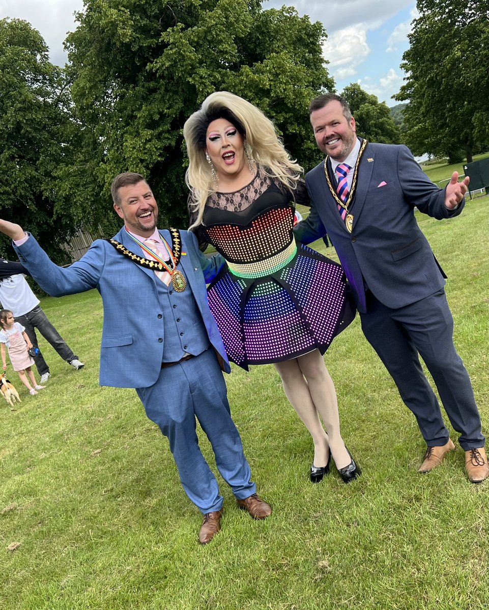 rich4sandwell's tweet photo. A-MAZ-ING! What a fabulous First Sandwell Pride festival. There are some many people to thank for making it an family and community focused event but most of all everyone who celebrated! @sandwellcouncil @VisitSandwell #MayorofSandwell https://t.co/HBC6yjbonl