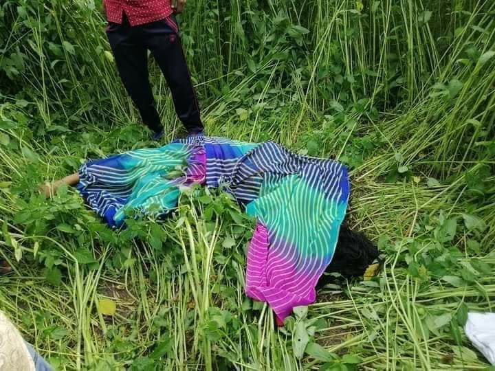 Defence__360_'s tweet photo. Violence against Hindus in name of Protest against NUPUR SHARMA in Bangladesh 
Pregnant with 6 months old baby, a Hindu woman Nupur Saha (25) murdered after being raped by Mu$lims because of her religion &amp; her name being, identical to that of Nupur Sharma,Ex-Spokesperson of BJP https://t.co/WbJo17qJQT
