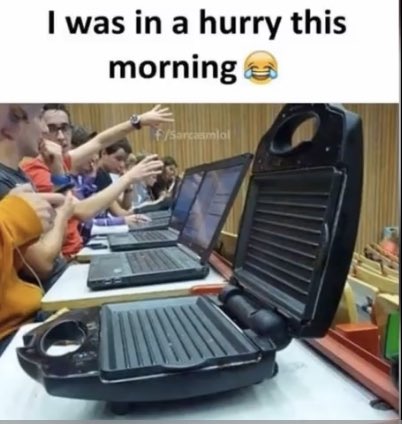 Fortnitebro_'s tweet photo. How hurry were you this morning boy😄😄😄🤣🤣🤣🤣🤣 https://t.co/3B6r1JysXx