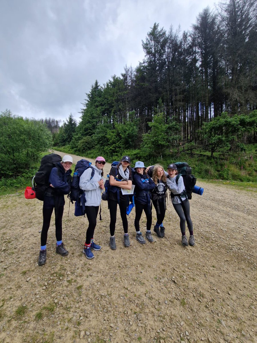 All teams nearing finish line and doing well. Lots of lessons learnt this weekend ready to do it all over again in the Gower next weekend for their assessed qualifying expedition with <a href="/UrddAwyrAgored/">GwasanaethAwyrAgored</a> <a href="/officialCHS/">CHS</a> <a href="/MissSJames1/">Miss S James</a> <a href="/MrPowellCHS/">CHS Design & Technology</a> @MsBYarrow