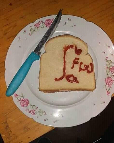 zvn_77's tweet photo. *Lo que desayuna el profe de Matemáticas* https://t.co/6jlTX81U9U