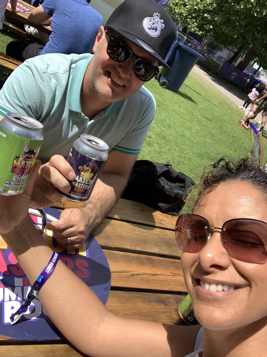 kellyrob595's tweet photo. #matchmastersuk Sunday sesh in London 🤪 https://t.co/GYx23s4NYK