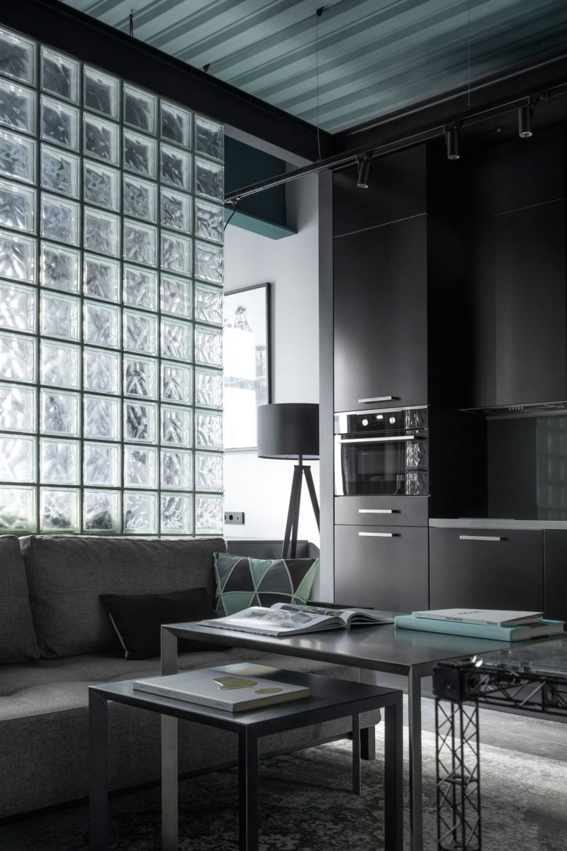 VetroWalls's tweet photo. These Glass Block Partition in Living Room with a neon-colored bathroom is totally giving an amazing look.
- Location: Moscow, Russia
#modernroom #glassblockdesign #glassblocks #modernhouse #modernhousedesign #homedecor #renovation #architecture #archdaily #interiordesign https://t.co/A0jyN0ErbT