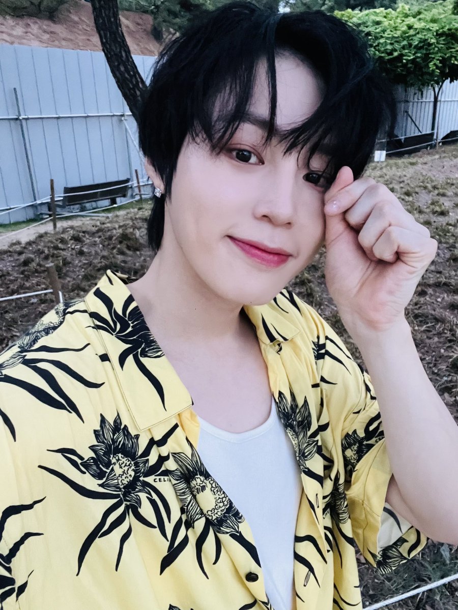 gooreumseng's tweet image. #청춘페스티벌 #하늘 #고마워요 #응원 #또힘나 #긴장했는뎀 #아껴요 #성운이가 #사랑해