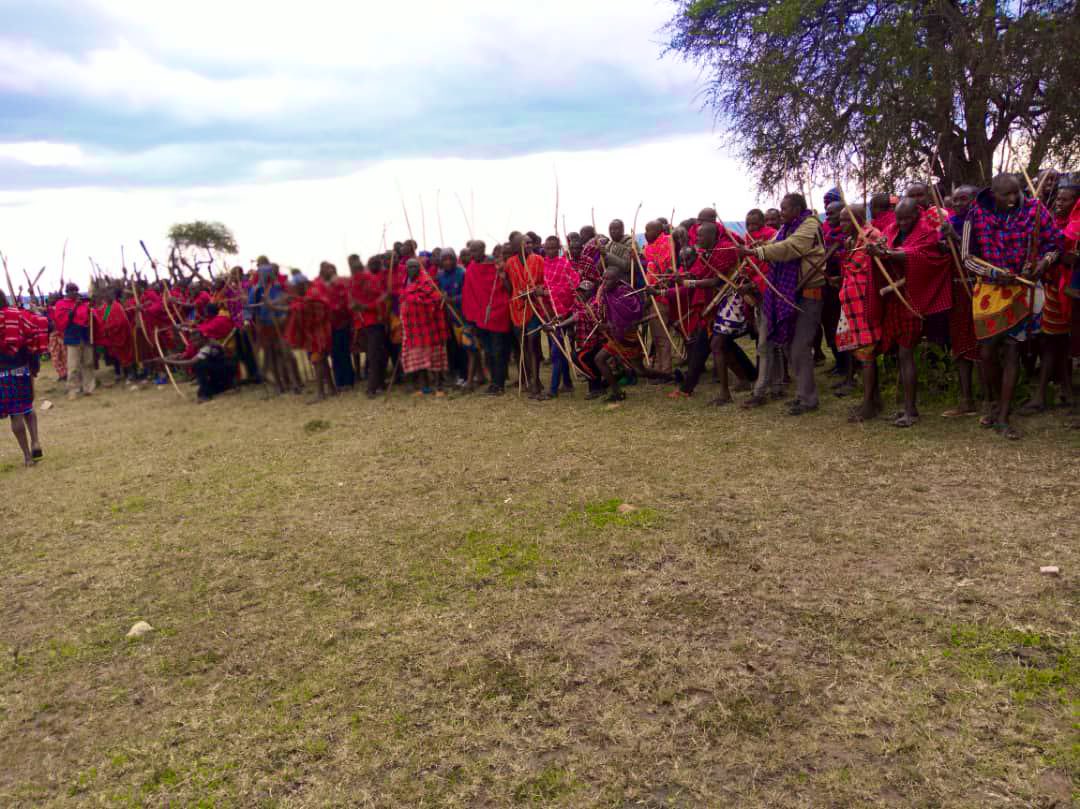 AfricaFactsZone's tweet photo. Tanzania's Government is evicting Maasai people from their ancestral land in Ngorongoro District to make way for a game reserve, and trophy hunters from UAE according to Survival International.

Paramilitary forces are reportedly executing the eviction. https://t.co/GOY0XYVirl