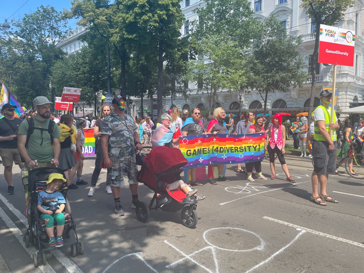 G4div's tweet image. Games [4Diversity] joined the @viennapride for the first time! 🧡 
What a day, thank you to everyone who joined and came to say hi! 🥰 We hope to see you again next year!
games4diversity.com/2022/06/12/aus…
#viennapride