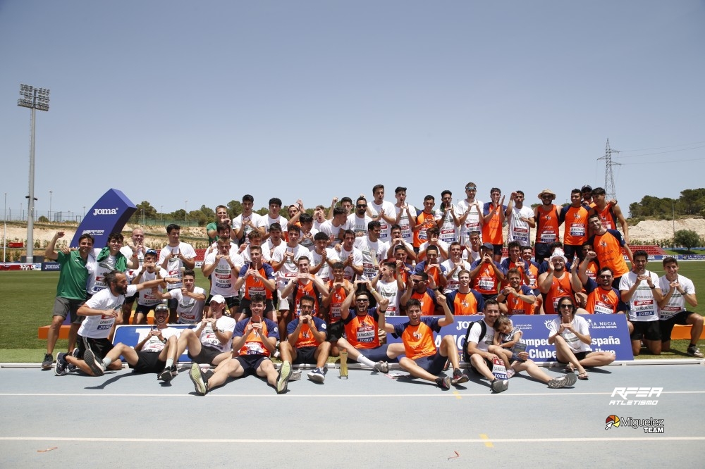 atletismoRFEA's tweet image. Esta mañana en @LaNuciaES 

@LHospiAtletisme y @cornellaatletic
 ascienden a División de Honor de la #LigaJoma #CEclubes 

CRÓNICA 🖊️bit.ly/3HeOc7c