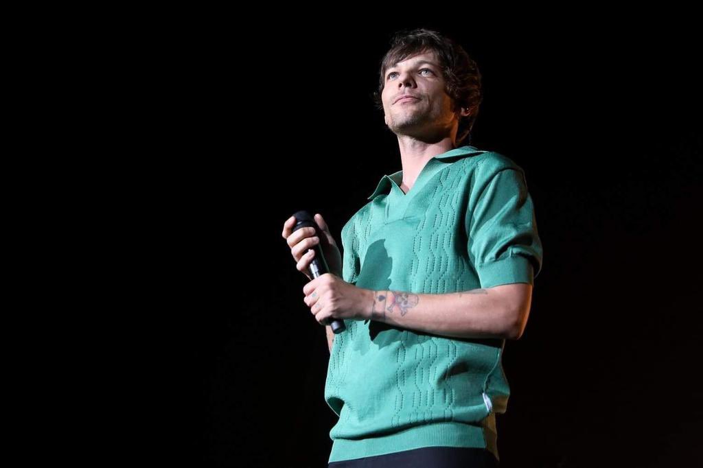 TomlinsonRico's tweet photo. 📷| Louis anoche en el auditorio Citibanamex! 

©️ Alvarrock_GM https://t.co/h495AyKyH7