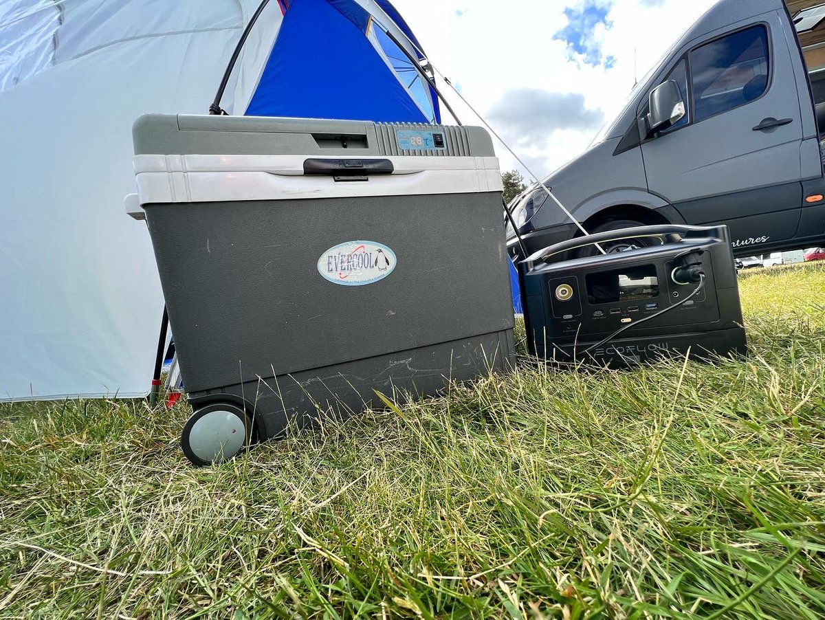 Well the eco flow has served its purpose this weekend and what an amazing piece of kit it is, been able to run our second fridge for cold drinks <a href="/ecoflowtech/">EcoFlow</a> #ecoflow #ecoflowtech #ecoflowuk #vwcamper #vwcraftercamperconversion #vwcrafter #vwcraftercamper #harleyvanzel