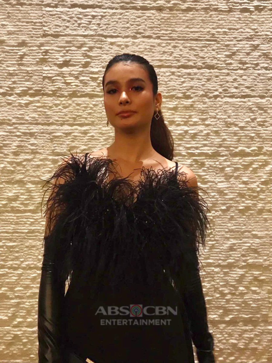 views_clues's tweet photo. Leather. Sparkle. Feather. Glam Rock.

MEGA GLAMOROUS ANJI
#TheMEGABallAnji https://t.co/QTYXdO93Se