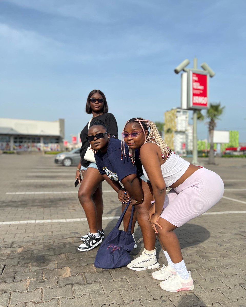 WeAreiSel's tweet photo. A disruptive bunch!
#xperienceisel #travelwithunisop 

@dough_man_foods @twelliumghana @cheerupbeverage @unisoptravels https://t.co/szBHYrLFXg