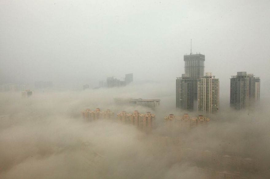 paulrembo's tweet photo. Smog In Beijing. https://t.co/m85lv2abTX