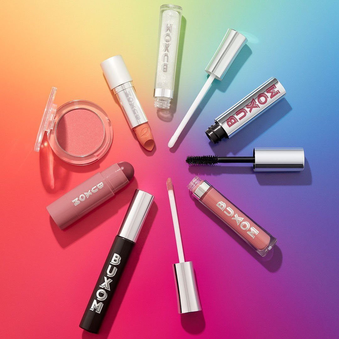 Never subtle or shy, we’re all about living an unapologetically bold life. 🏳️‍🌈 Our goal is to empower individuality this #PrideMonth and give people the confidence to go all-in - and be 100% themselves, 100% of the time. #PlumpUpThePride
