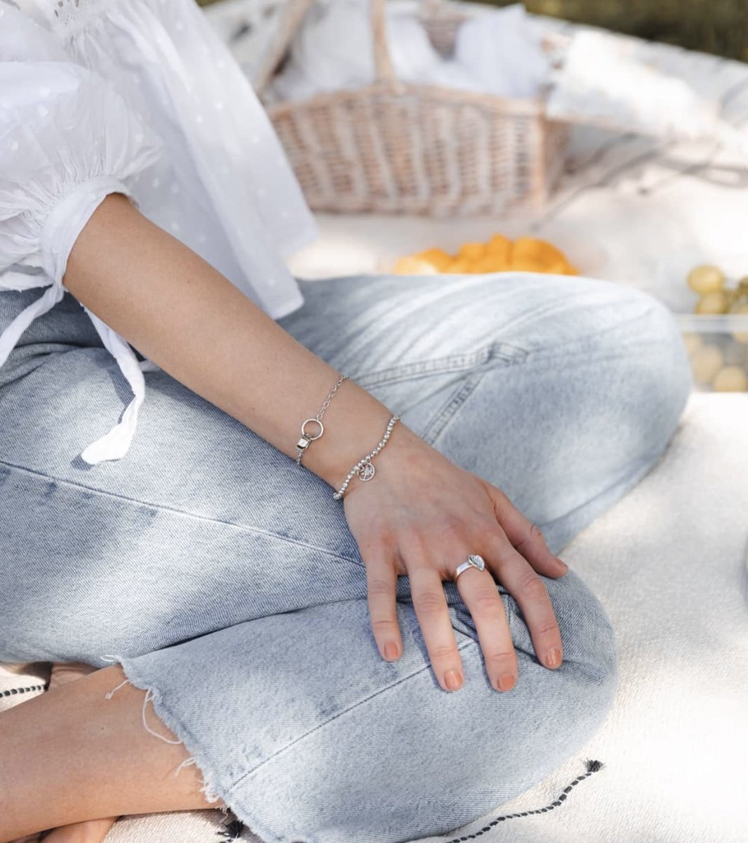 Mococo (@mococojewellery) on Twitter photo ๐๐ฝ๐พ๐๐๐๐น ๐ฎ๐๐๐น๐ถ๐๐
We love this fabulous Clogau lookโฆ
๐ Clogau Tree of Life Insignia Links Silver Bracelet | 3STOLMNBR
Clogau Affinity Tree Of Life Beaded Bracelet | 3SBB102R
#MyMococo #Clogau #ClogauAffinity #TreeofLife #SilverJewellery #ClogauGold #WelshGold ๐๐ฝ๐พ๐๐๐๐น ๐ฎ๐๐๐น๐ถ๐๐
We love this fabulous Clogau lookโฆ
๐ Clogau Tree of Life Insignia Links Silver Bracelet | 3STOLMNBR
Clogau Affinity Tree Of Life Beaded Bracelet | 3SBB102R
#MyMococo #Clogau #ClogauAffinity #TreeofLife #SilverJewellery #ClogauGold #WelshGold