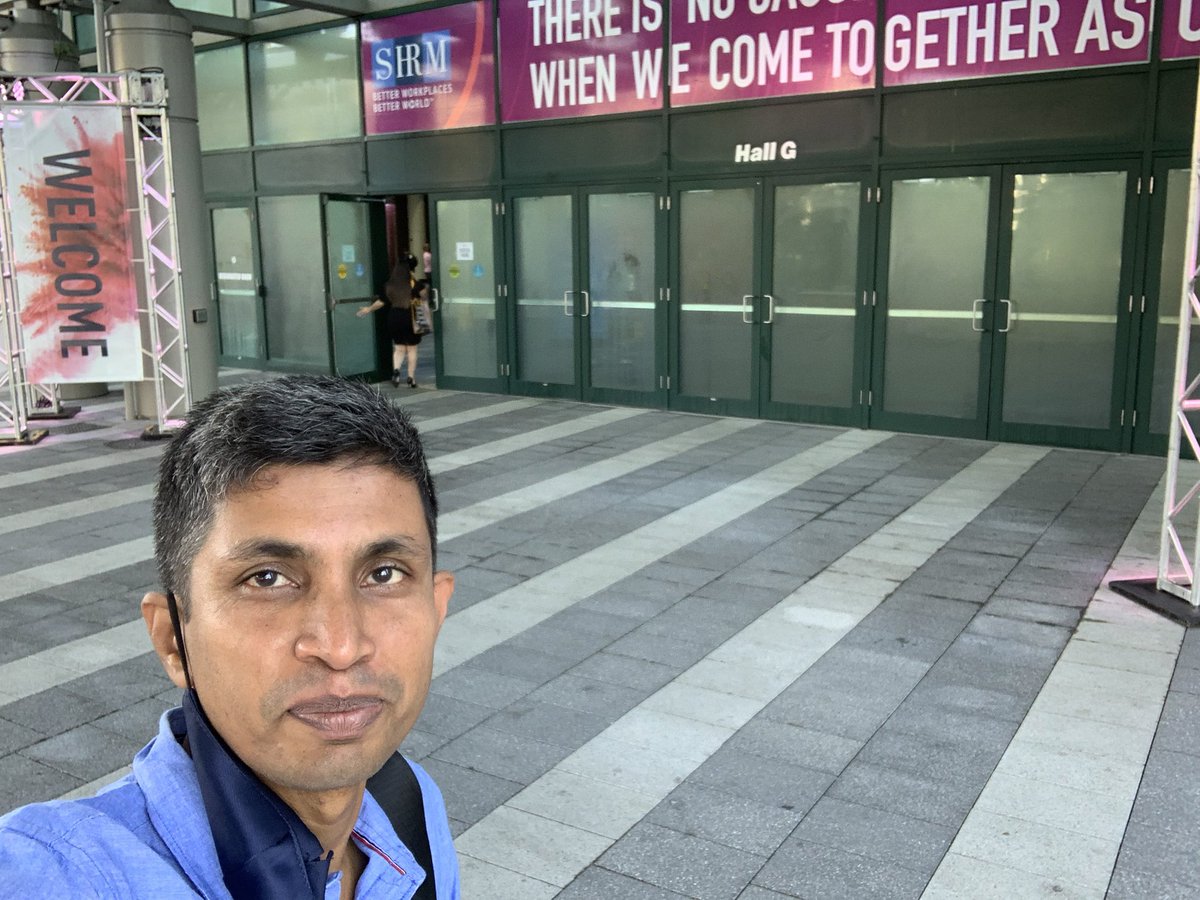 anisharavind's tweet photo. Iโm here at last ๐ first glimpse of #SHRM22 from #NOLA - like last time at #shrm19, I bump into @ArchanaJerath from @SHRMindia before I reach the #SHRM22Influencer lounge - first one to report today I guess #shrm22selfie is now live ๐ Letโs brace to #CauseTheEffect https://t.co/zni0YJC1VM